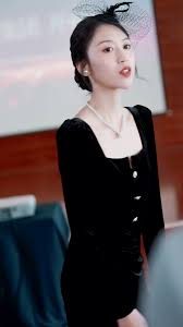 新版：我的美女总裁封面图