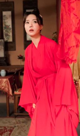 新：王妃她又美又飒（余宗伟-孔玉倩)封面图