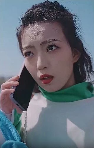 冲喜夫人（霍少的锦鲤小娇妻）（契约新娘甜蜜蜜）封面图