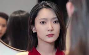 总裁夫人喜欢摆摊封面图